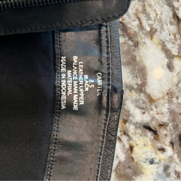 Black Steve Madden Carrter Boots - Picture 4 of 4